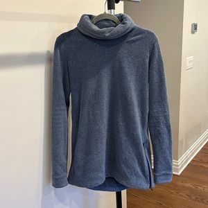 Nike cozy mock neck fleece pullover